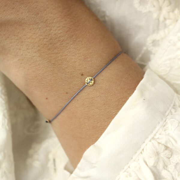 Šňůrkový náramek Love Button azul (gold filled)